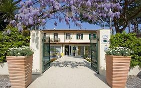 Hotel La Pace
